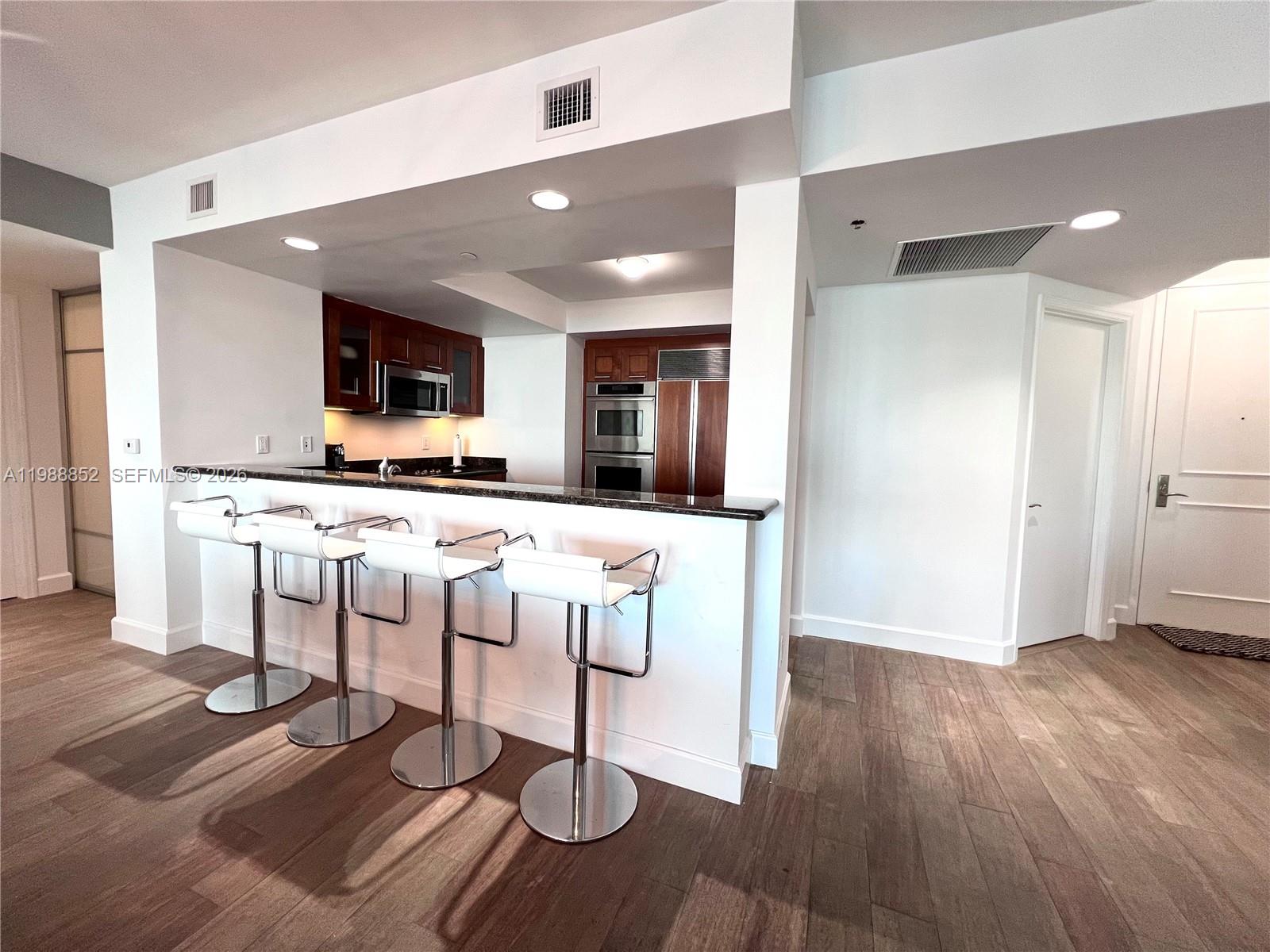 Photo of 3301 183rd St  #905, Aventura, Florida, 33160 - 