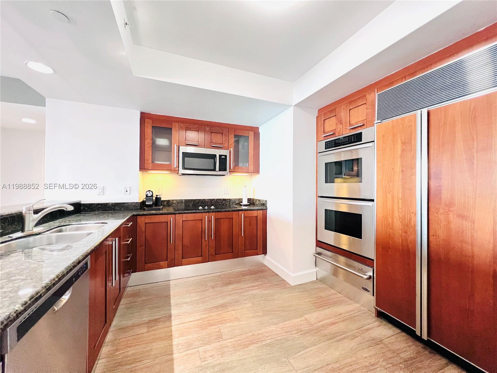 Photo of 3301 183rd St  #905, Aventura, Florida, 33160 - 