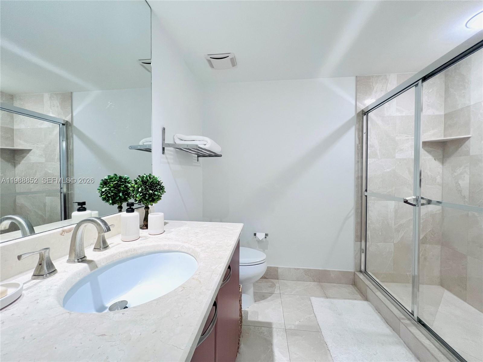 Photo of 3301 183rd St  #905, Aventura, Florida, 33160 - 