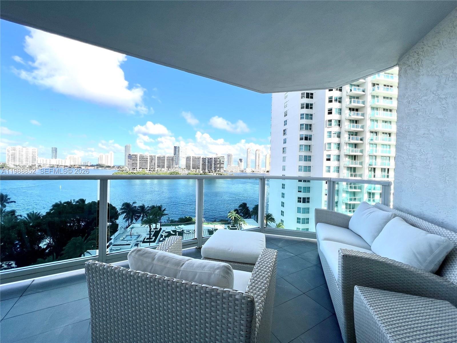 Photo of 3301 183rd St  #905, Aventura, Florida, 33160 - 