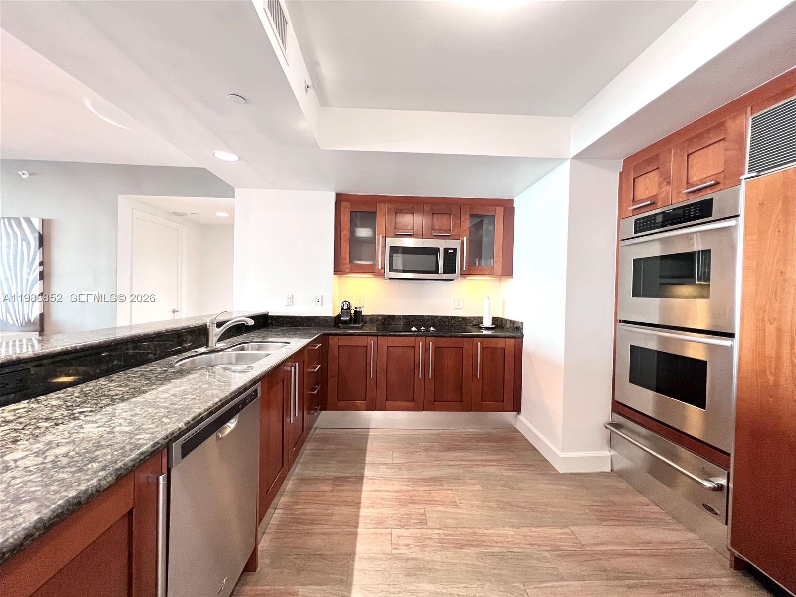 Photo of 3301 183rd St  #905, Aventura, Florida, 33160 - 