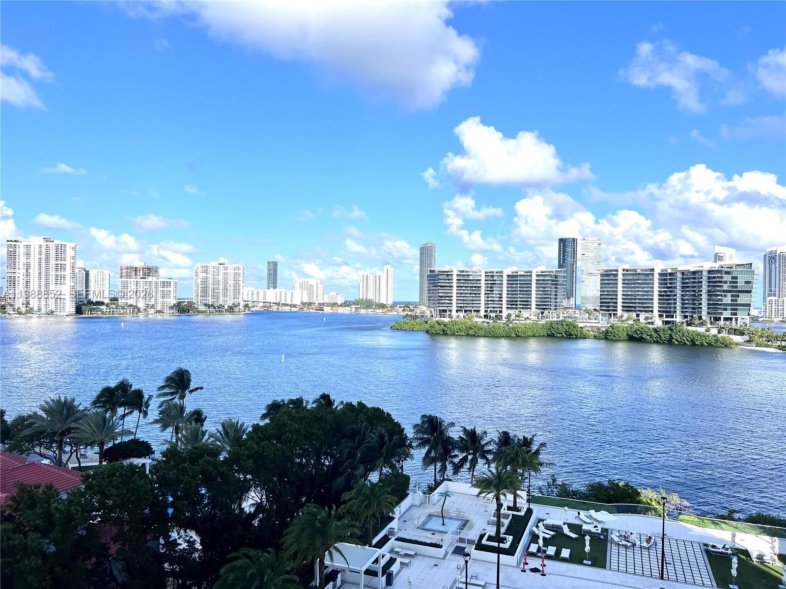 Photo of 3301 183rd St  #905, Aventura, Florida, 33160 - 