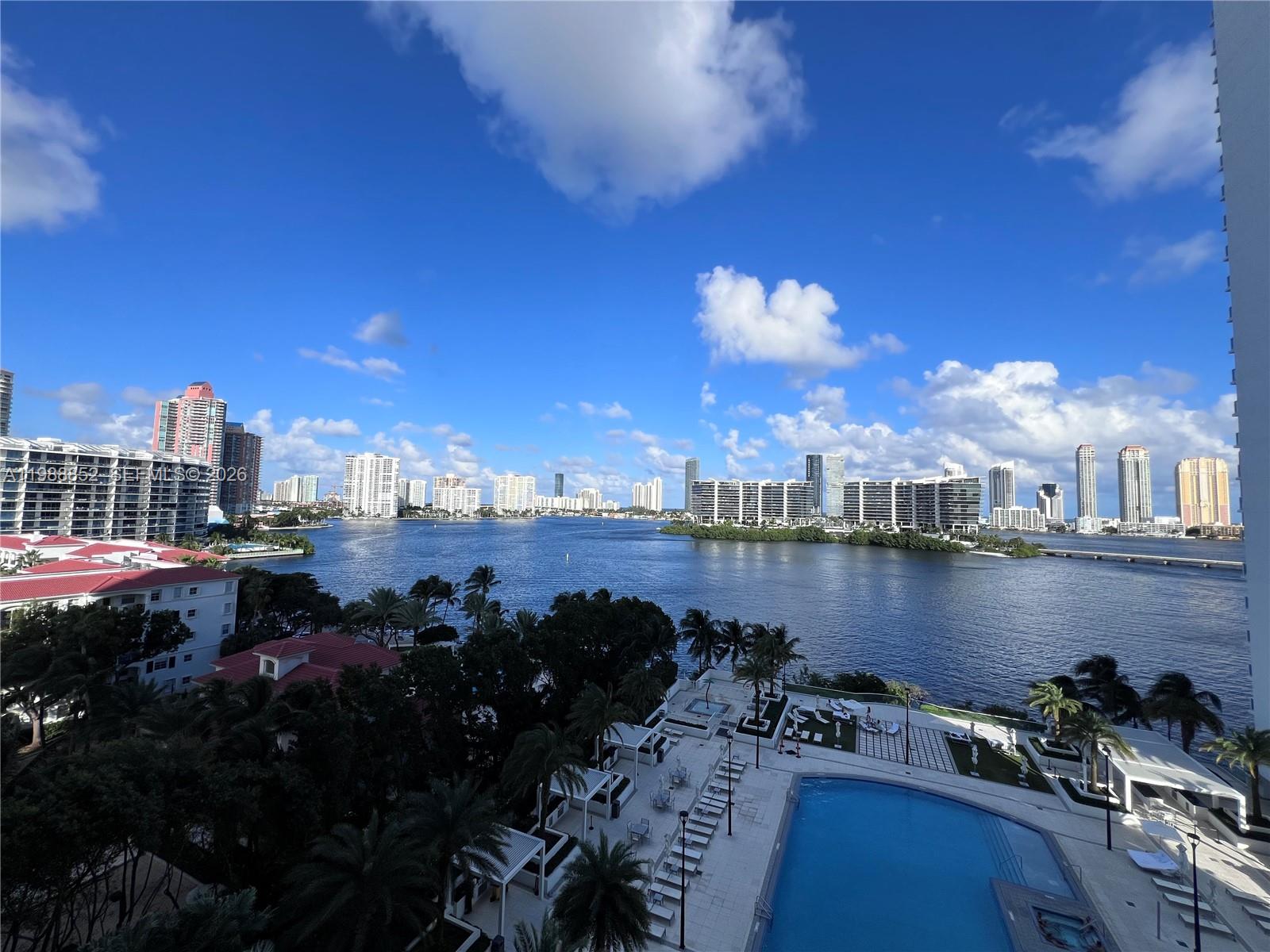 Photo of 3301 183rd St  #905, Aventura, Florida, 33160 - 