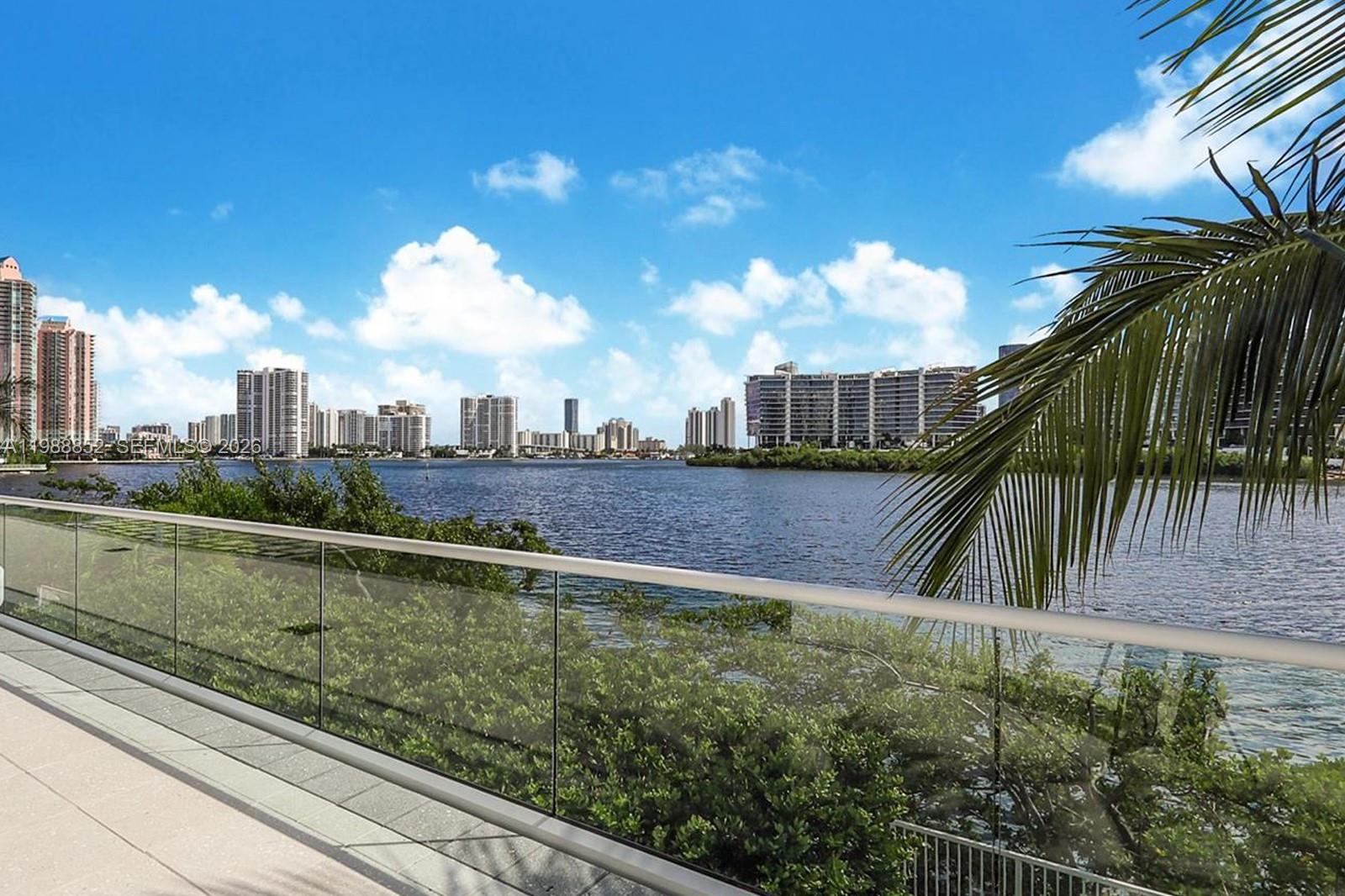 Photo of 3301 183rd St  #905, Aventura, Florida, 33160 - 