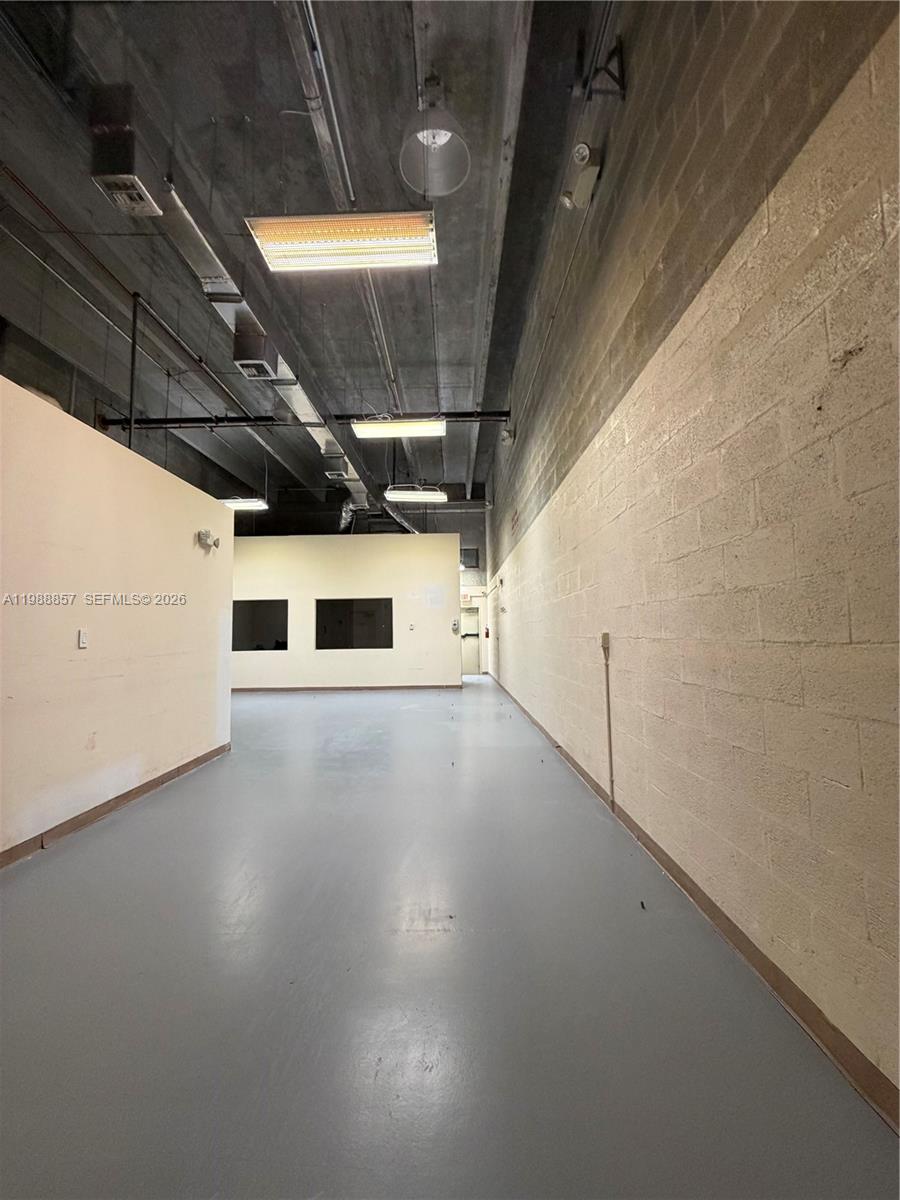 190  /   sq. ft. $ 2026-03-24 0 foto