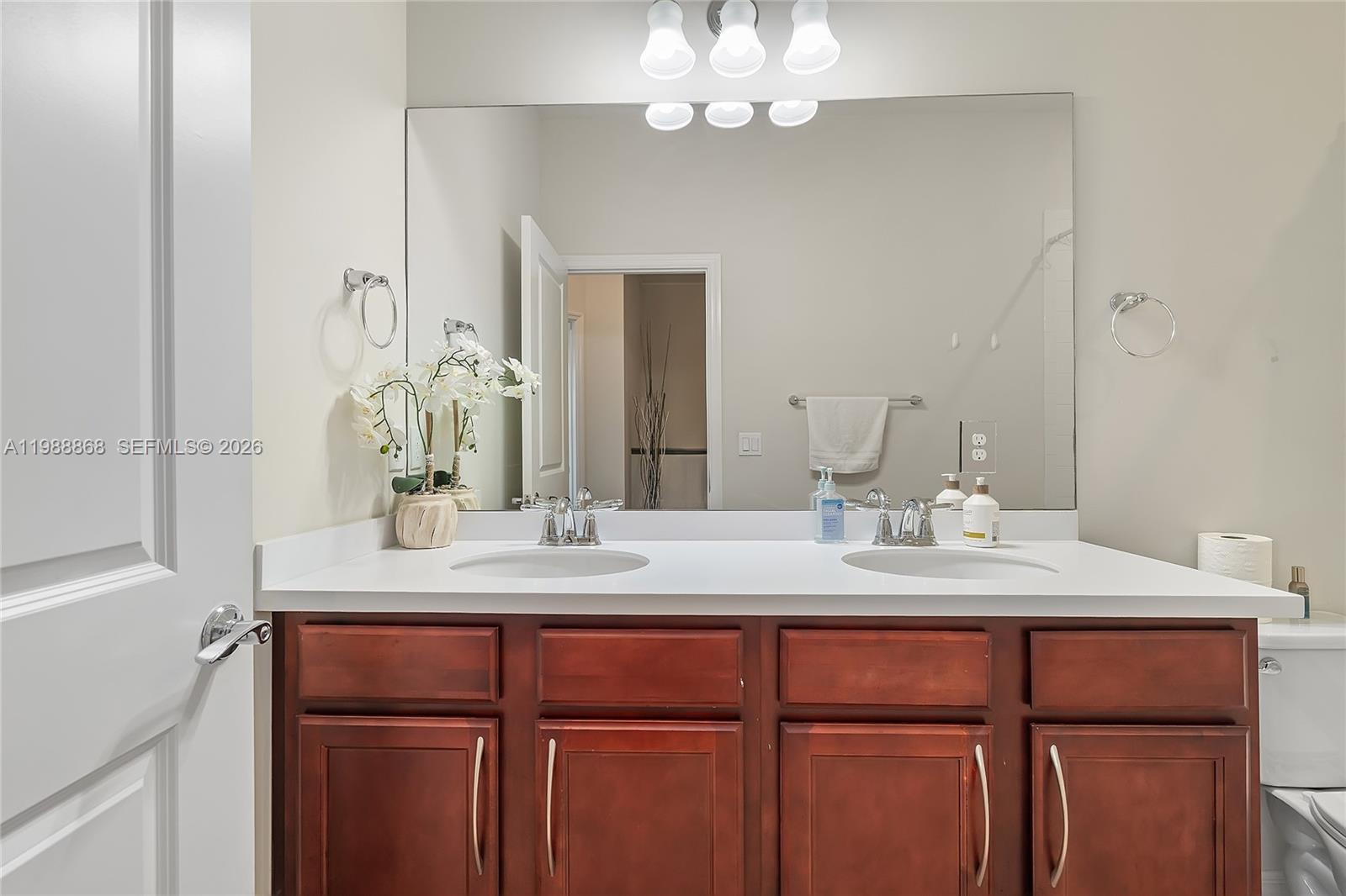 1475 3 / 3 1824 sq. ft. $ 2026-03-24 0 Photo