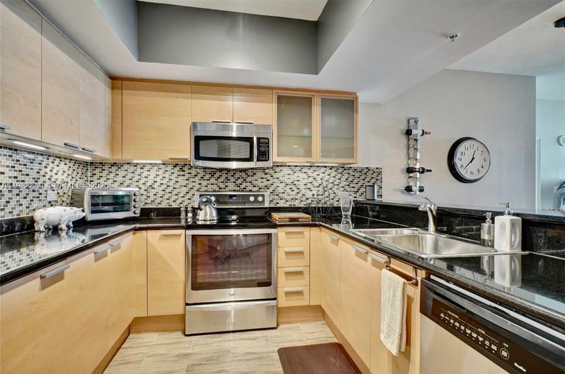 Photo of 140 Dixie Hwy #406, Hollywood, Florida, 33020 -