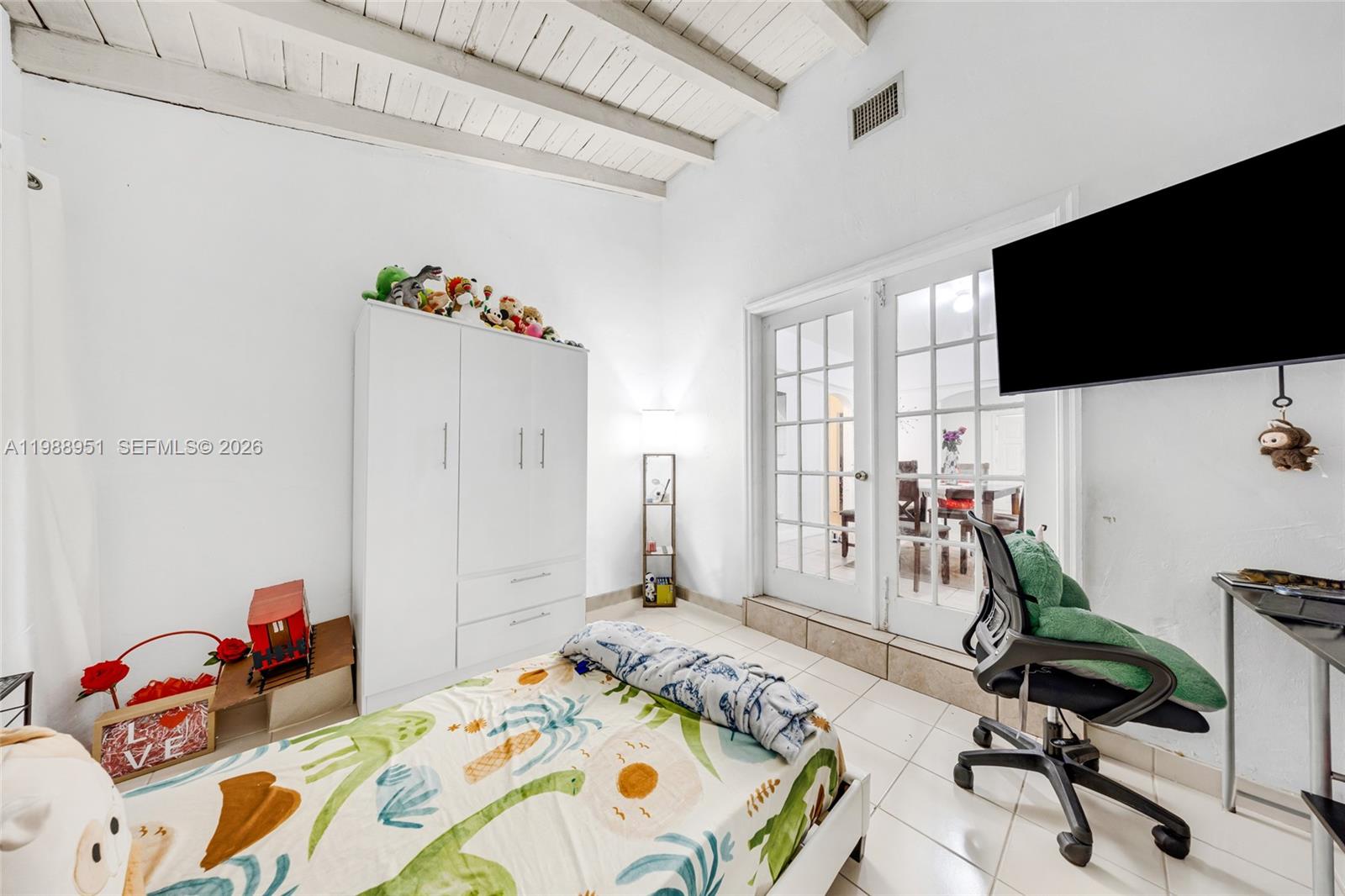   /  5334 кв.футов $ 2026-03-24 0 Фото