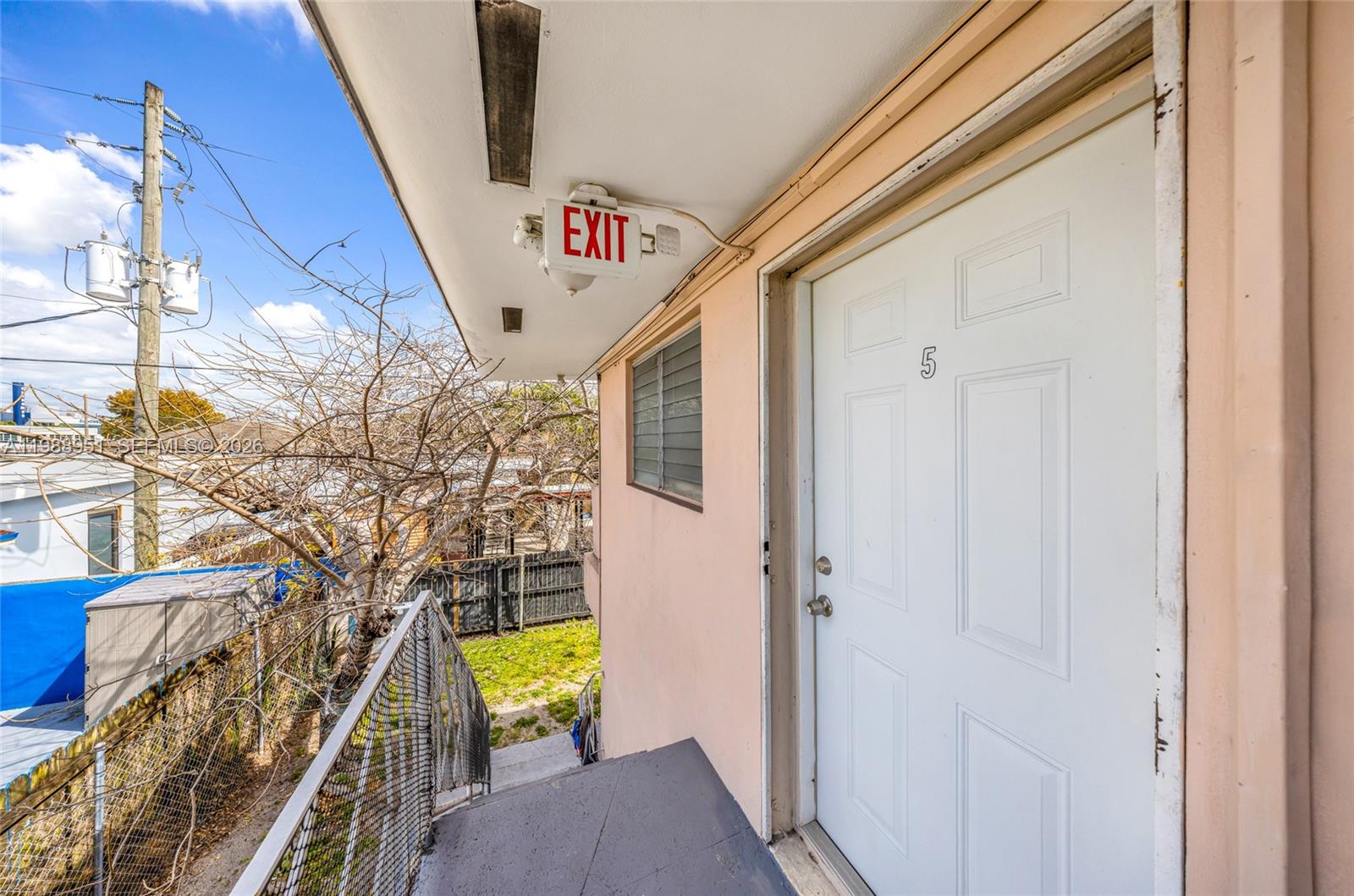   /  5334 кв.футов $ 2026-03-24 0 Фото