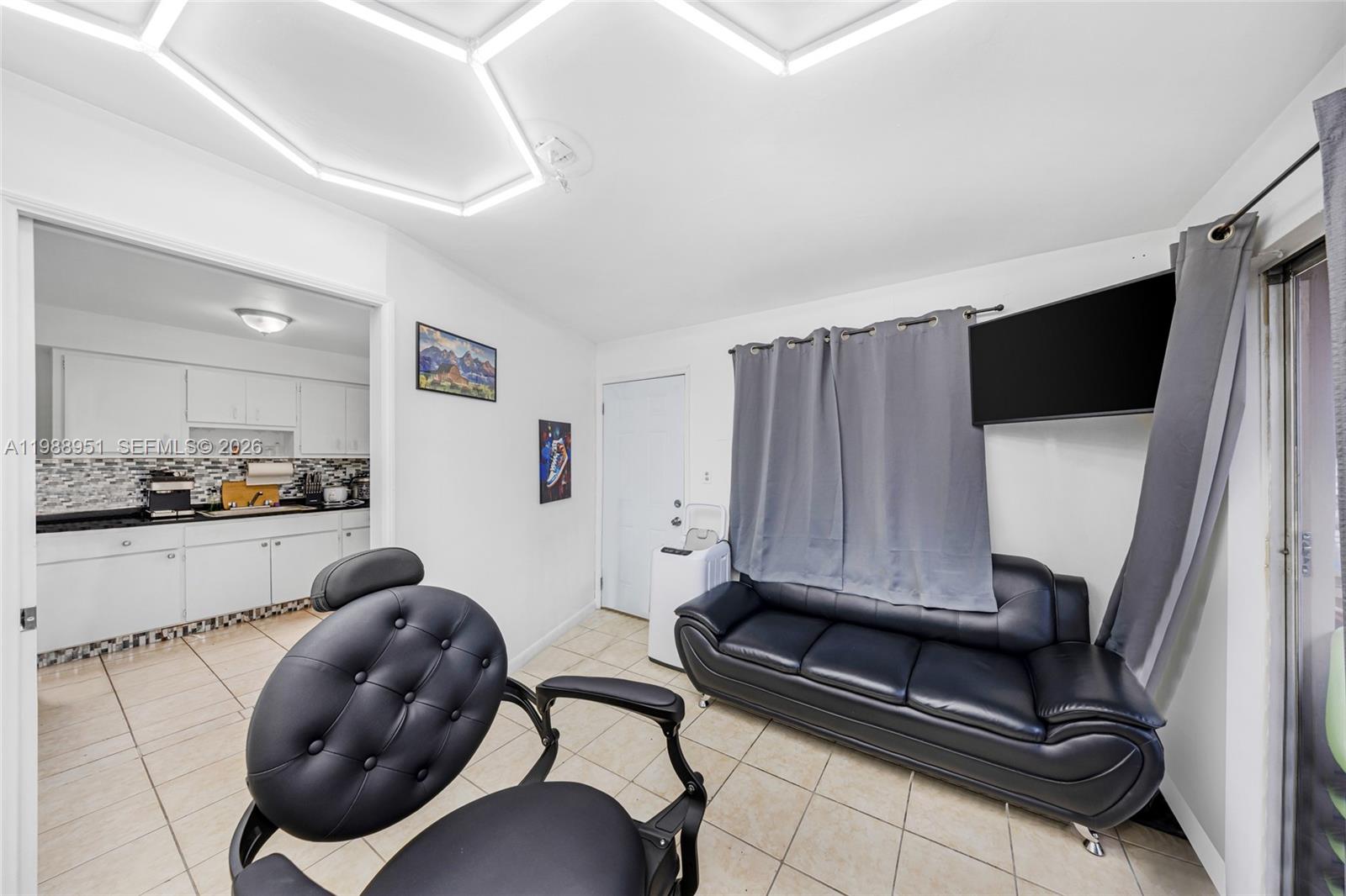   /  5334 кв.футов $ 2026-03-24 0 Фото