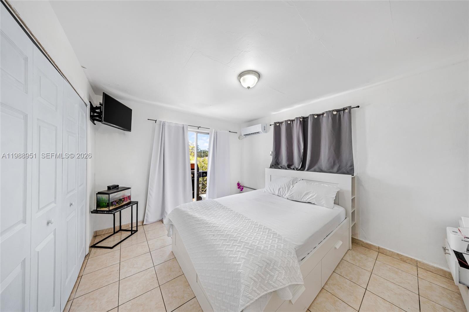   /  5334 кв.футов $ 2026-03-24 0 Фото