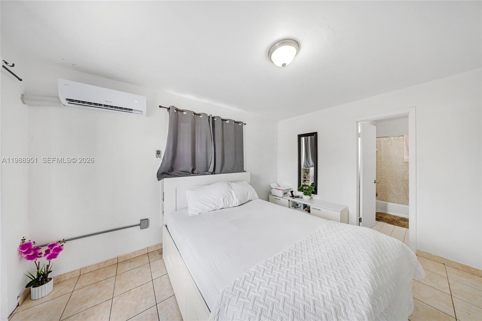   /  5334 кв.футов $ 2026-03-24 0 Фото