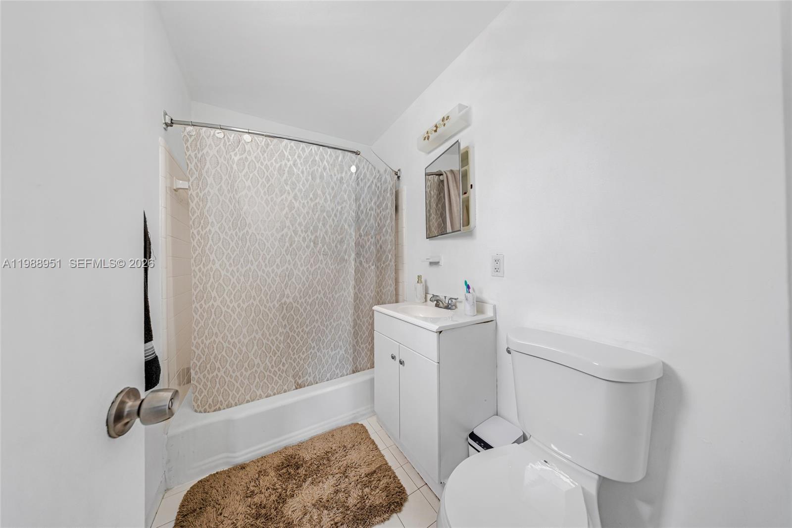   /  5334 кв.футов $ 2026-03-24 0 Фото