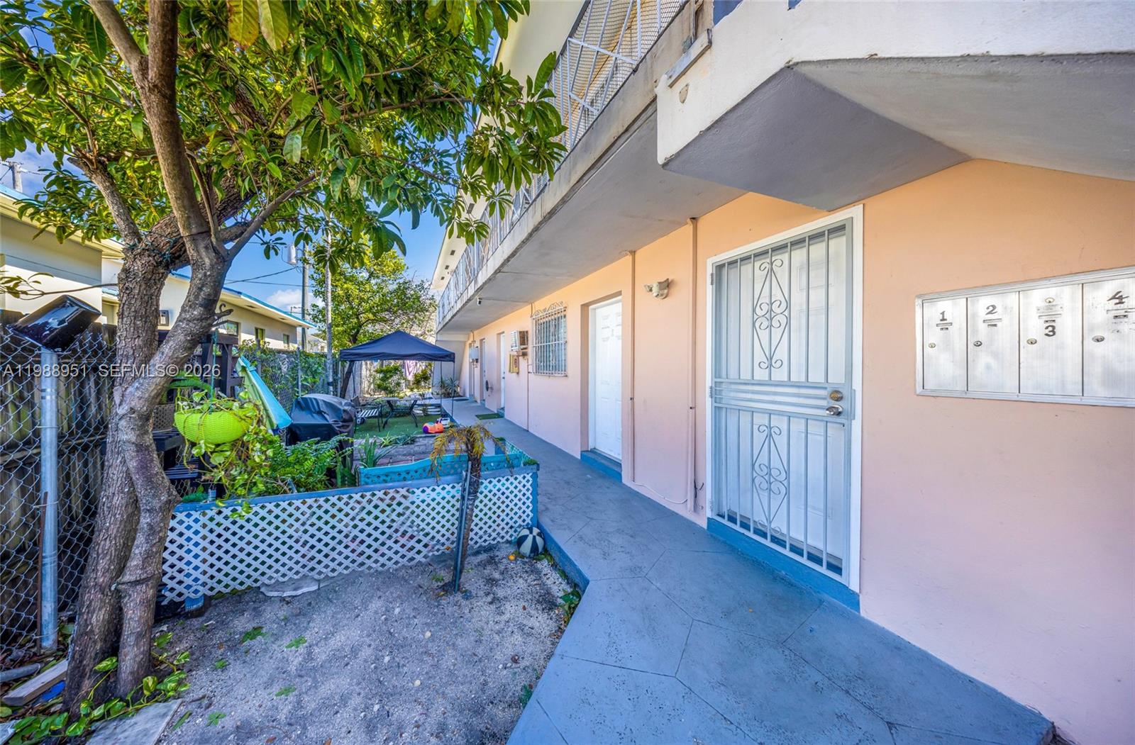   /  5334 кв.футов $ 2026-03-24 0 Фото