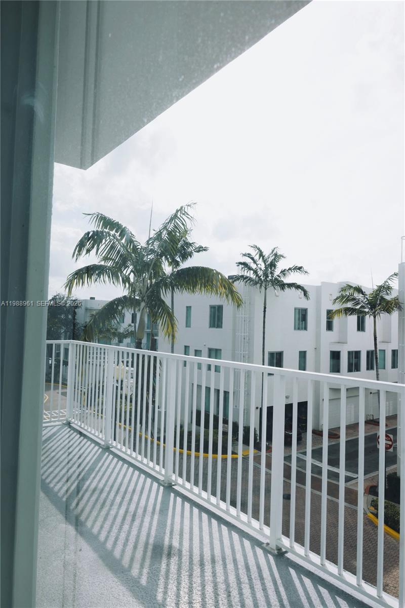 Photo of 2100 Van Buren St #319, Hollywood, Florida, 33020 -