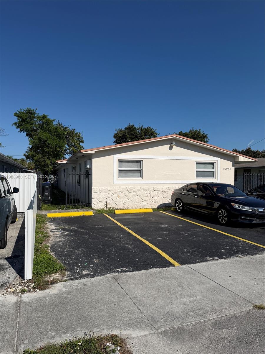   /  2952 sq. ft. $ 2026-03-25 0 foto