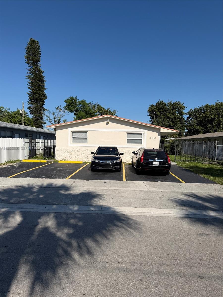   /  2952 sq. ft. $ 2026-03-25 0 foto