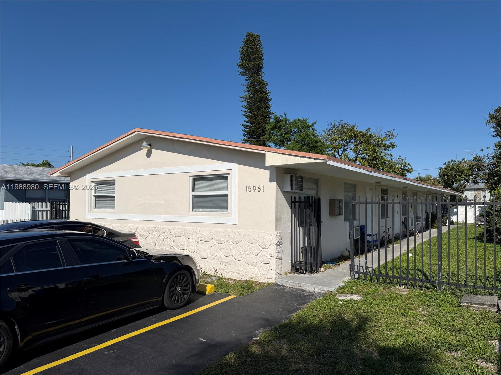   /  2952 sq. ft. $ 2026-03-25 0 foto