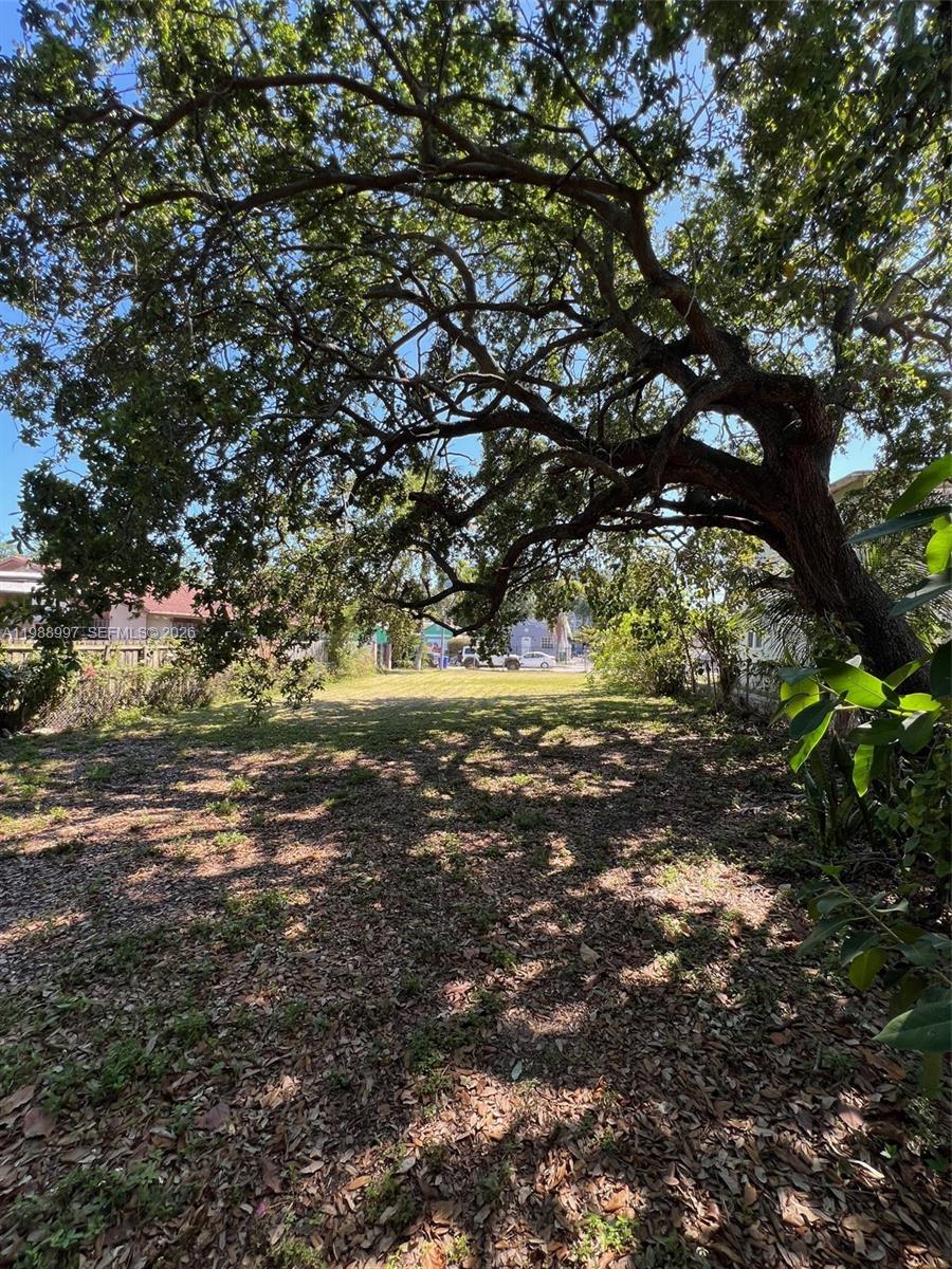   /   sq. ft. $ 2026-03-25 0 foto