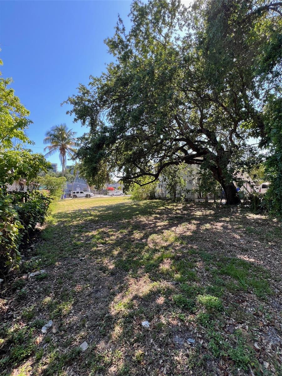   /   sq. ft. $ 2026-03-25 0 foto