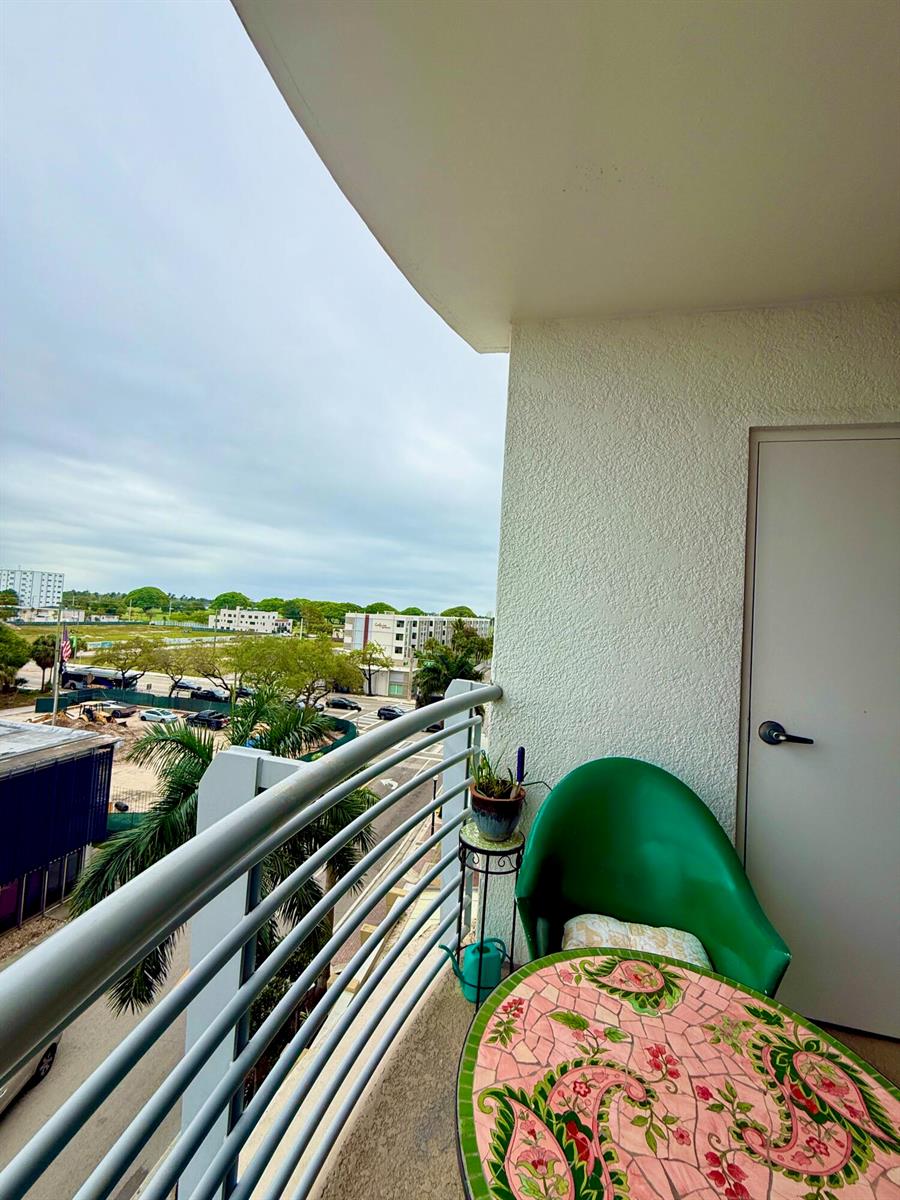 Photo of 1830 Radius #507, Hollywood, Florida, 33020 - IMG_5121