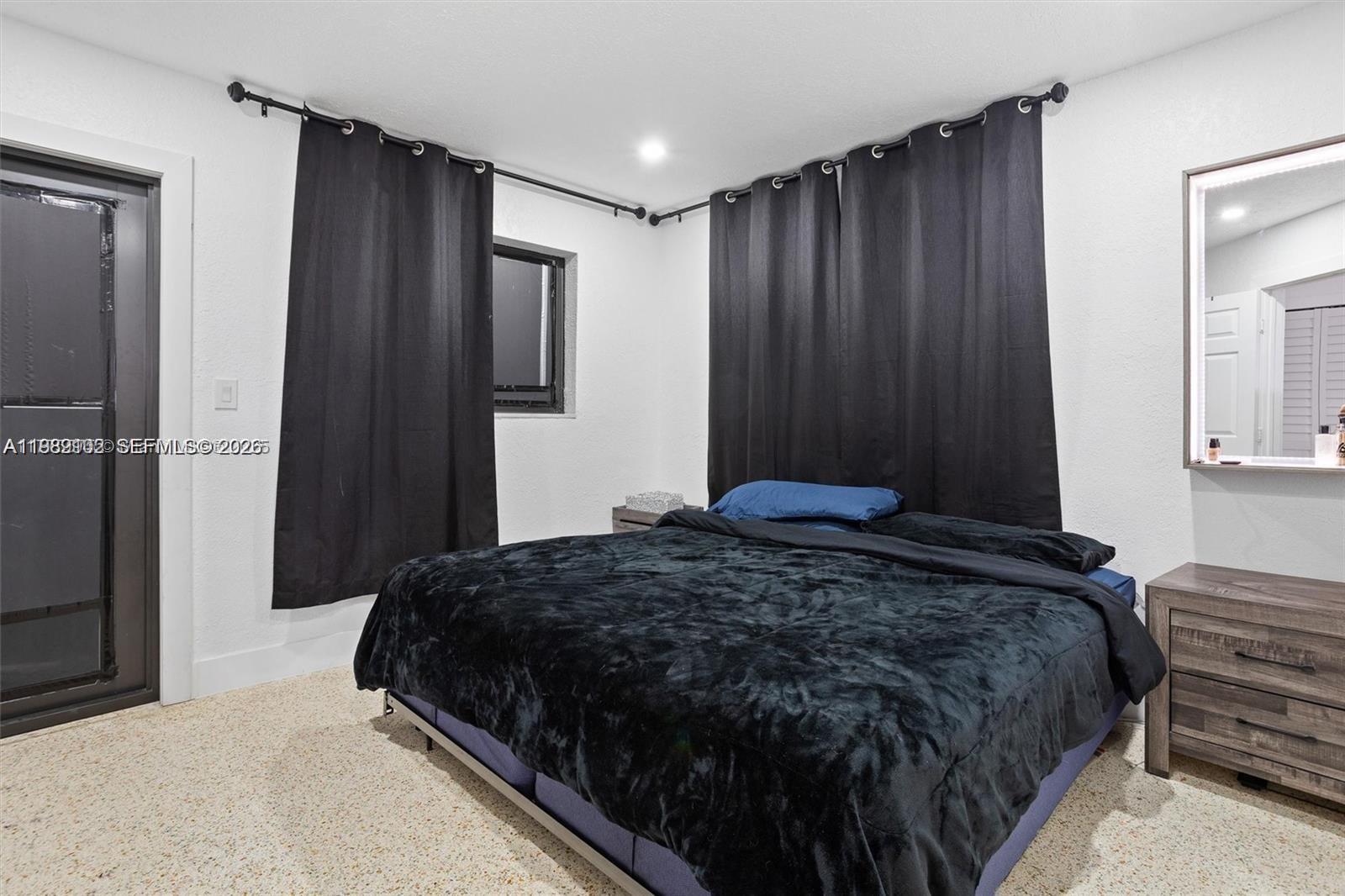   /  2106 sq. ft. $ 2026-03-25 0 foto