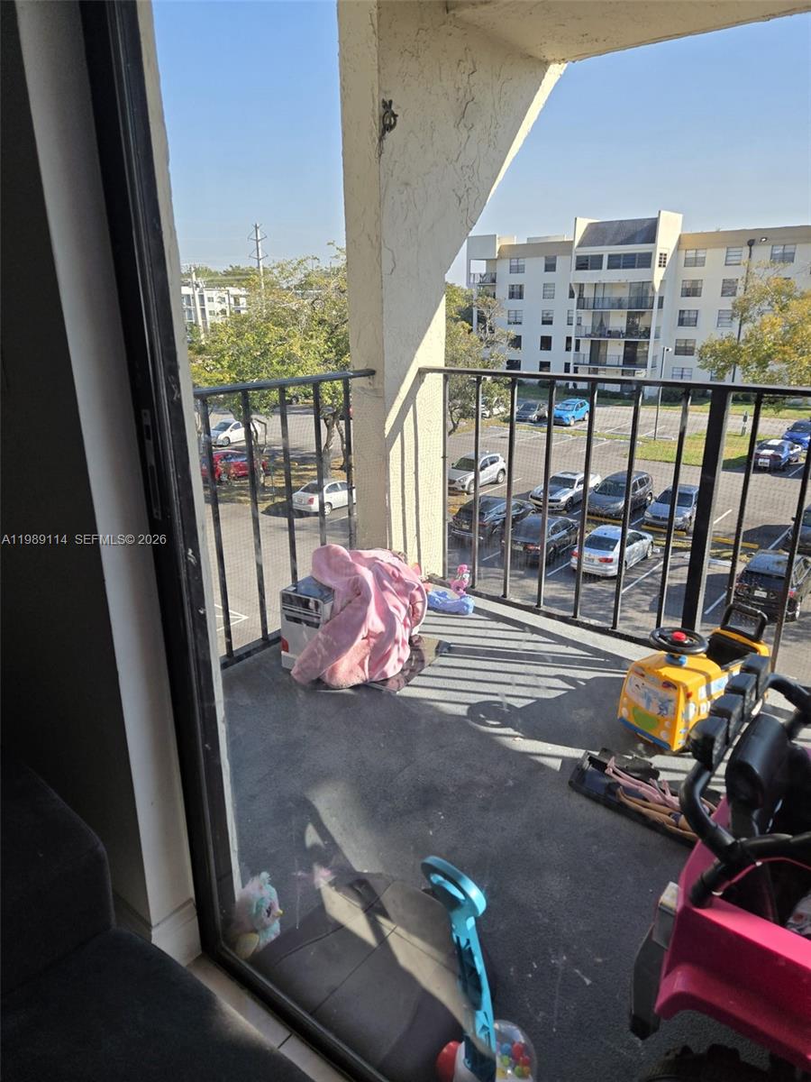 409 2 / 2 1060 sq. ft. $ 2026-03-25 0 foto