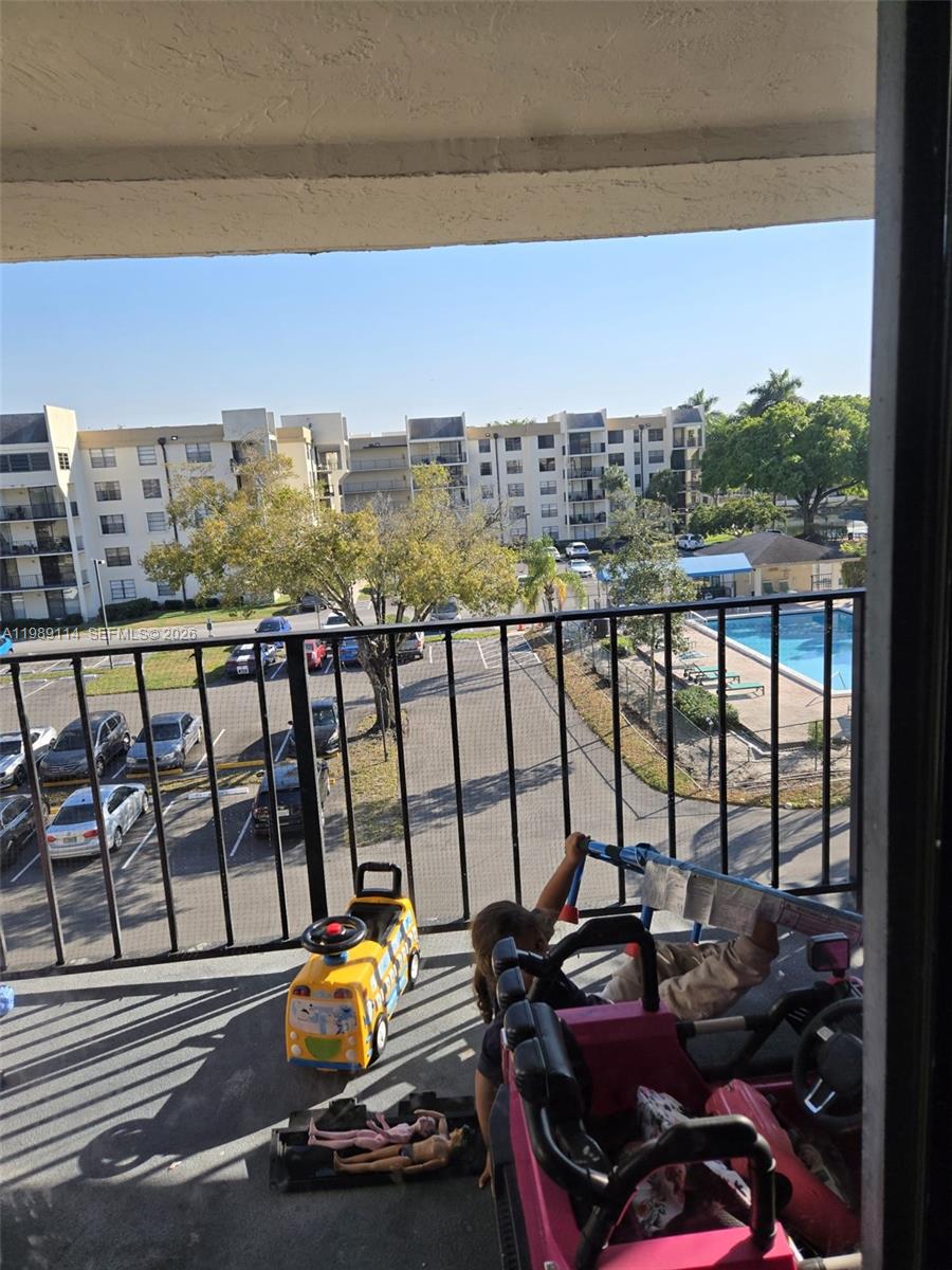 409 2 / 2 1060 sq. ft. $ 2026-03-25 0 foto