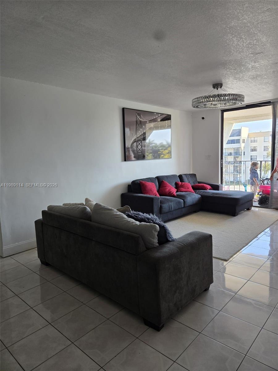 409 2 / 2 1060 sq. ft. $ 2026-03-25 0 foto