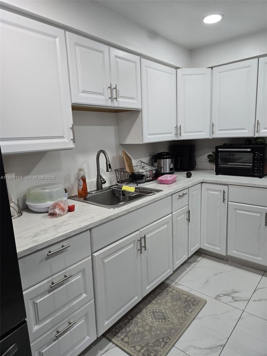 409 2 / 2 1060 sq. ft. $ 2026-03-25 0 foto