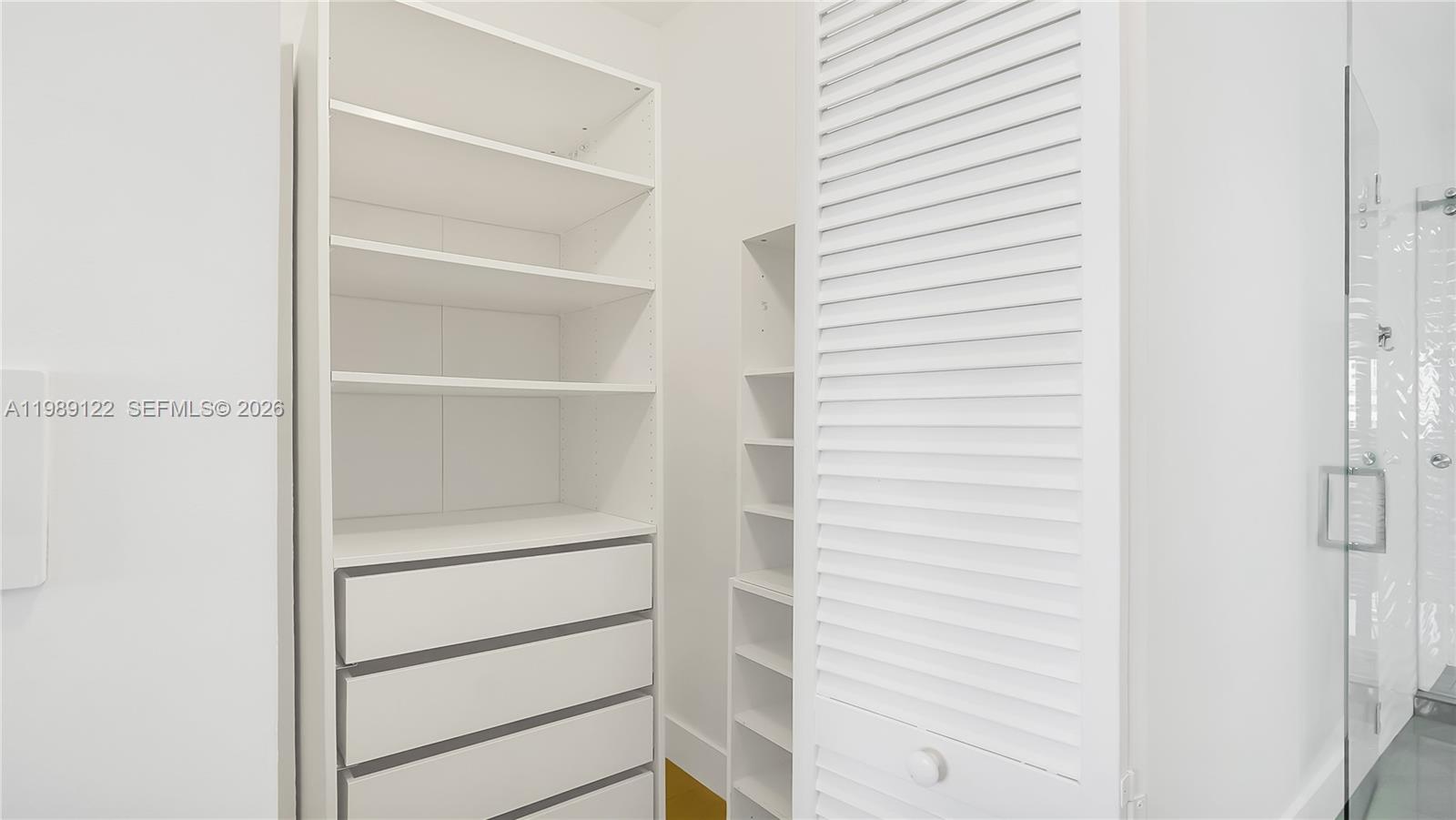 307 2 / 2 1350 sq. ft. $ 2026-04-20 0 Photo