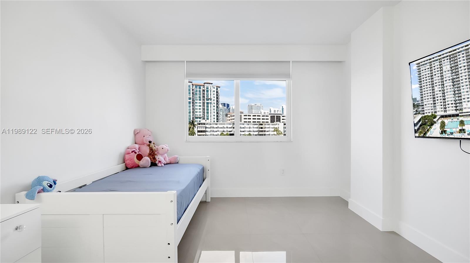 307 2 / 2 1350 sq. ft. $ 2026-04-20 0 Photo