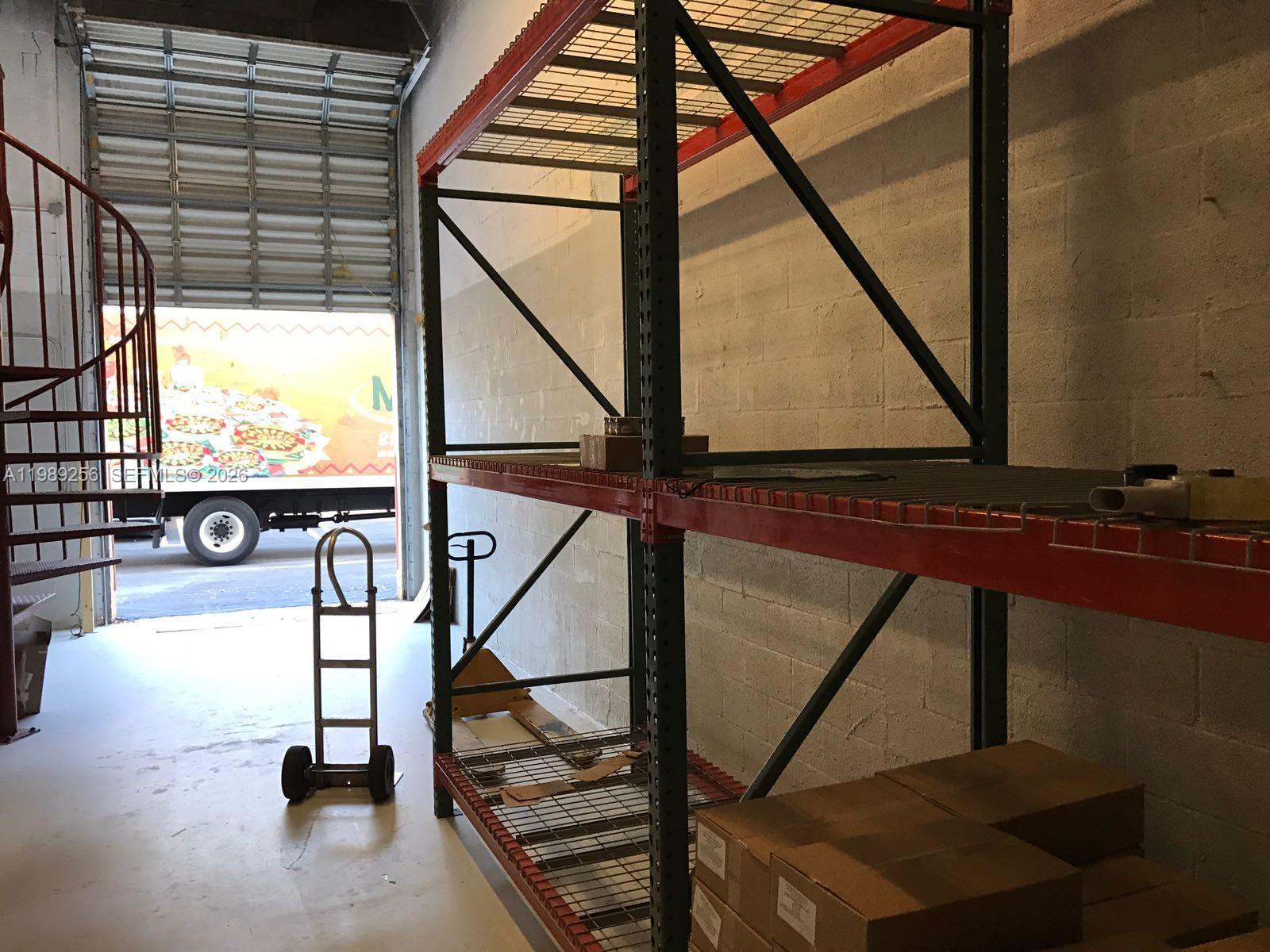 105  /   sq. ft. $ 2026-03-25 0 Photo