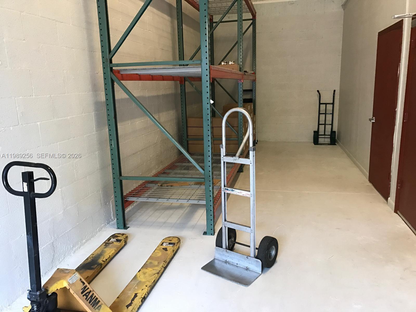 105  /   sq. ft. $ 2026-03-25 0 Photo