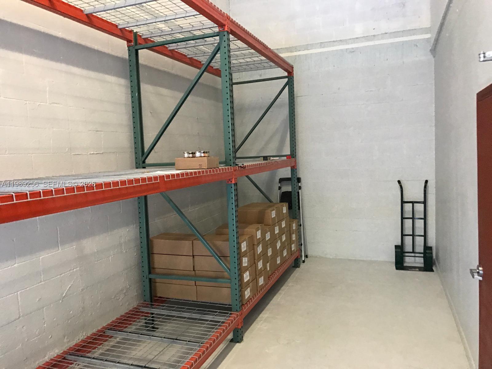 105  /   sq. ft. $ 2026-03-25 0 Photo