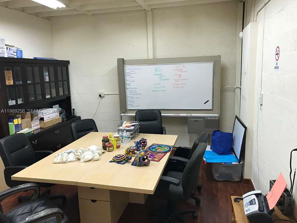 105  /   sq. ft. $ 2026-03-25 0 Photo