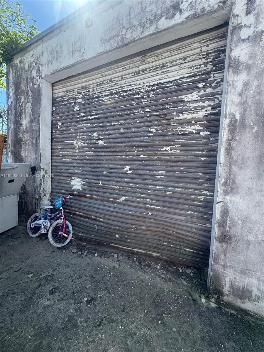   /   sq. ft. $ 2026-03-25 0 foto