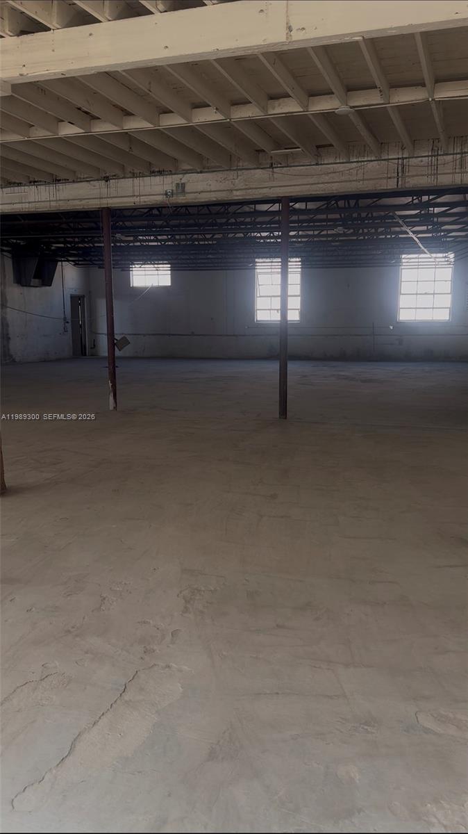   /   sq. ft. $ 2026-03-25 0 foto