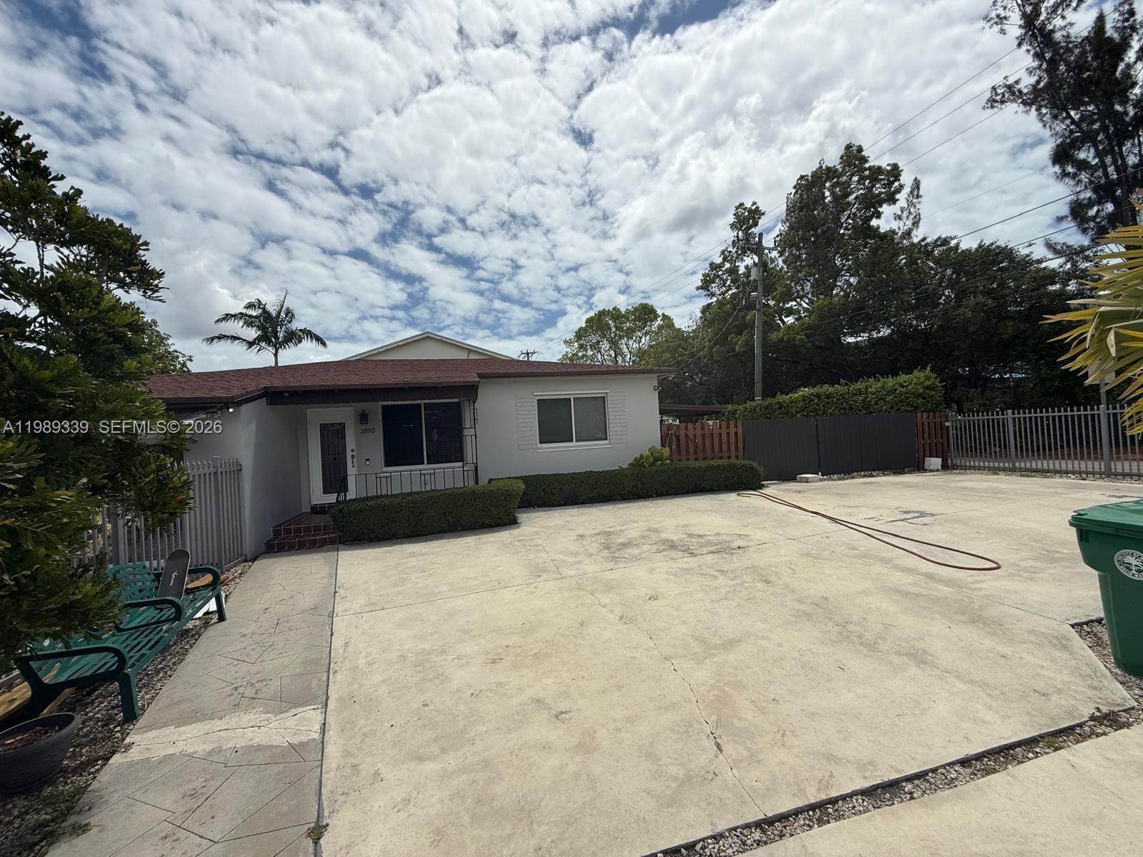   /  2132 кв.футов $ 2026-03-25 0 Фото