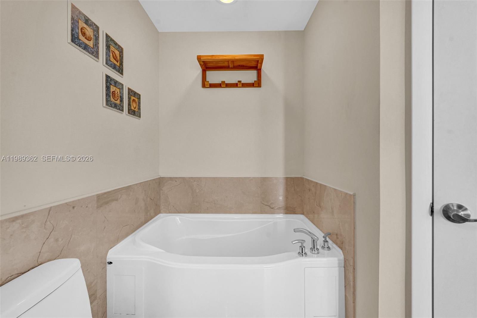 Photo of 1945 Ocean Dr  #906, Hallandale Beach, Florida, 33009 - 