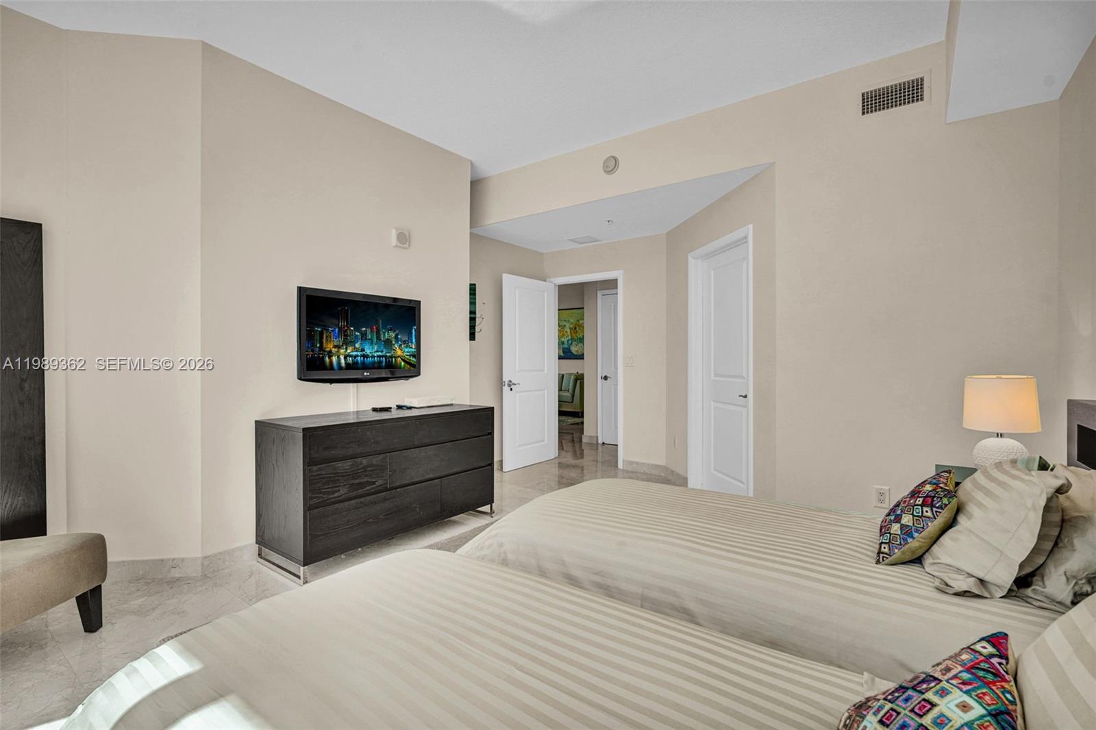 Photo of 1945 Ocean Dr  #906, Hallandale Beach, Florida, 33009 - 