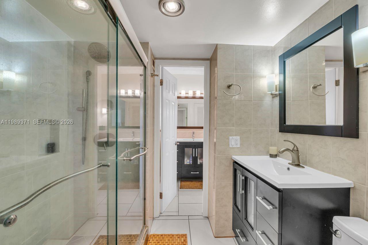 Photo of 1825 Ocean Dr  #407, Hallandale Beach, Florida, 33009 - 