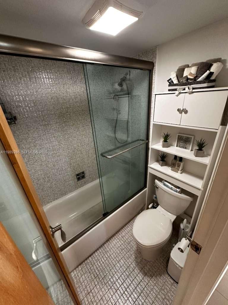 Photo of 3401 Country Club Dr  #718, Aventura, Florida, 33180 - 