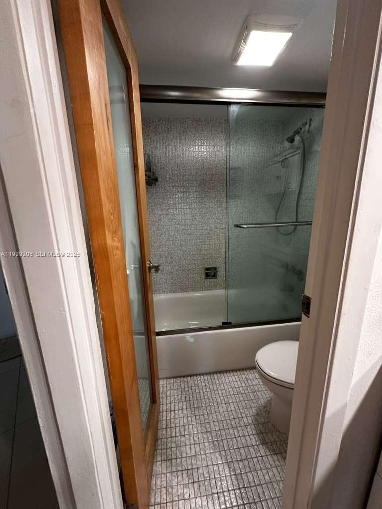 Photo of 3401 Country Club Dr  #718, Aventura, Florida, 33180 - 