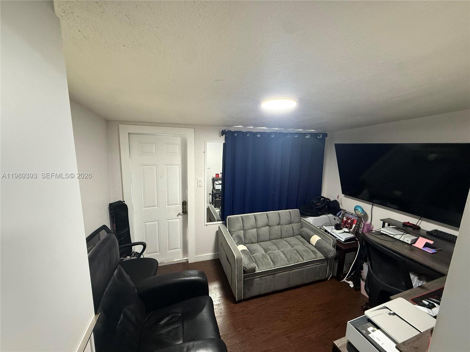   /  1202 sq. ft. $ 2026-03-25 0 foto