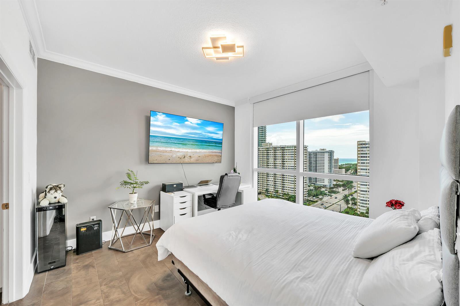 Photo of 1945 Ocean #1803, Hallandale Beach, Florida, 33009 - 22 Guest Bedroom Suite (1)