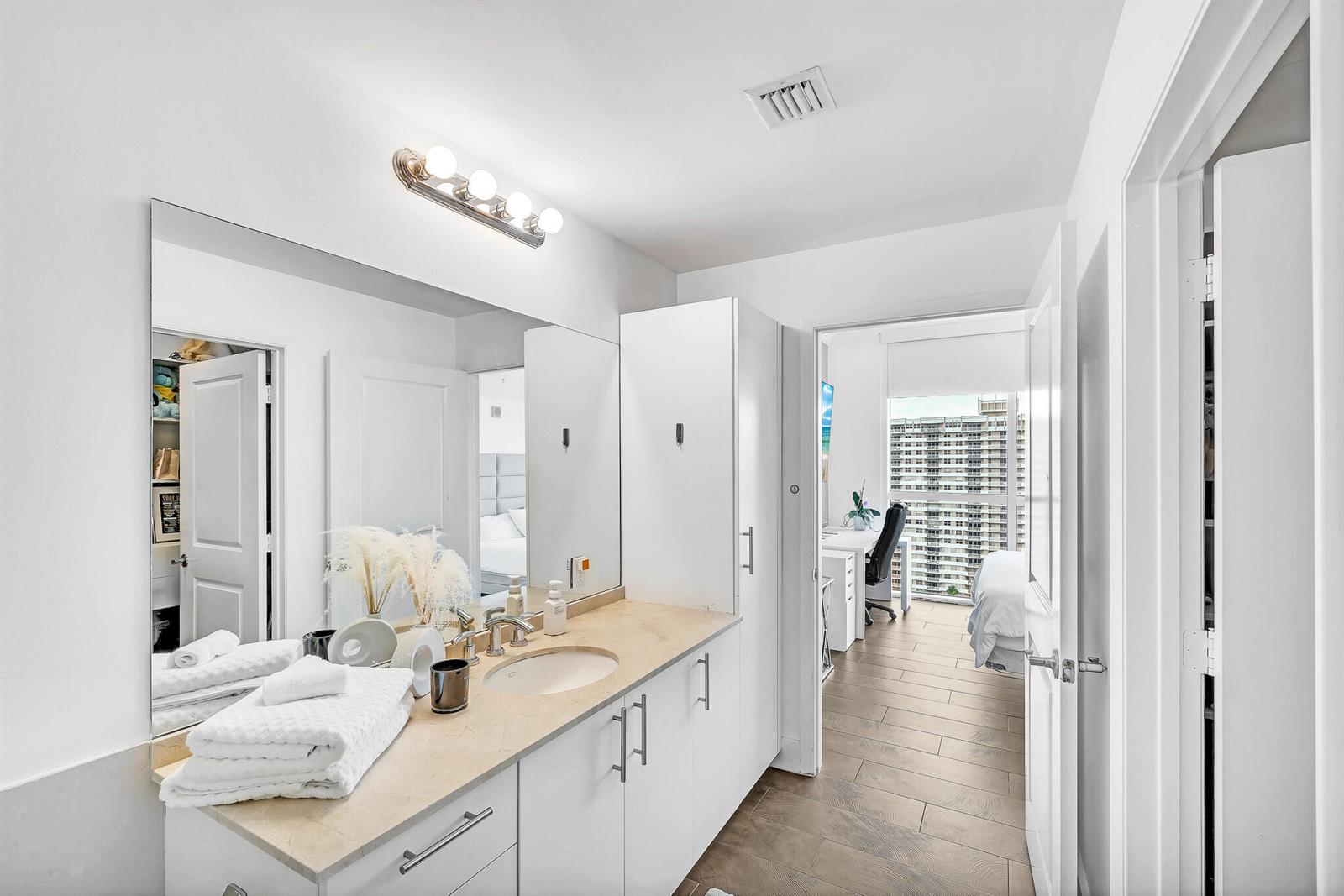 Photo of 1945 Ocean #1803, Hallandale Beach, Florida, 33009 - 25 Guest Bathroom (5)