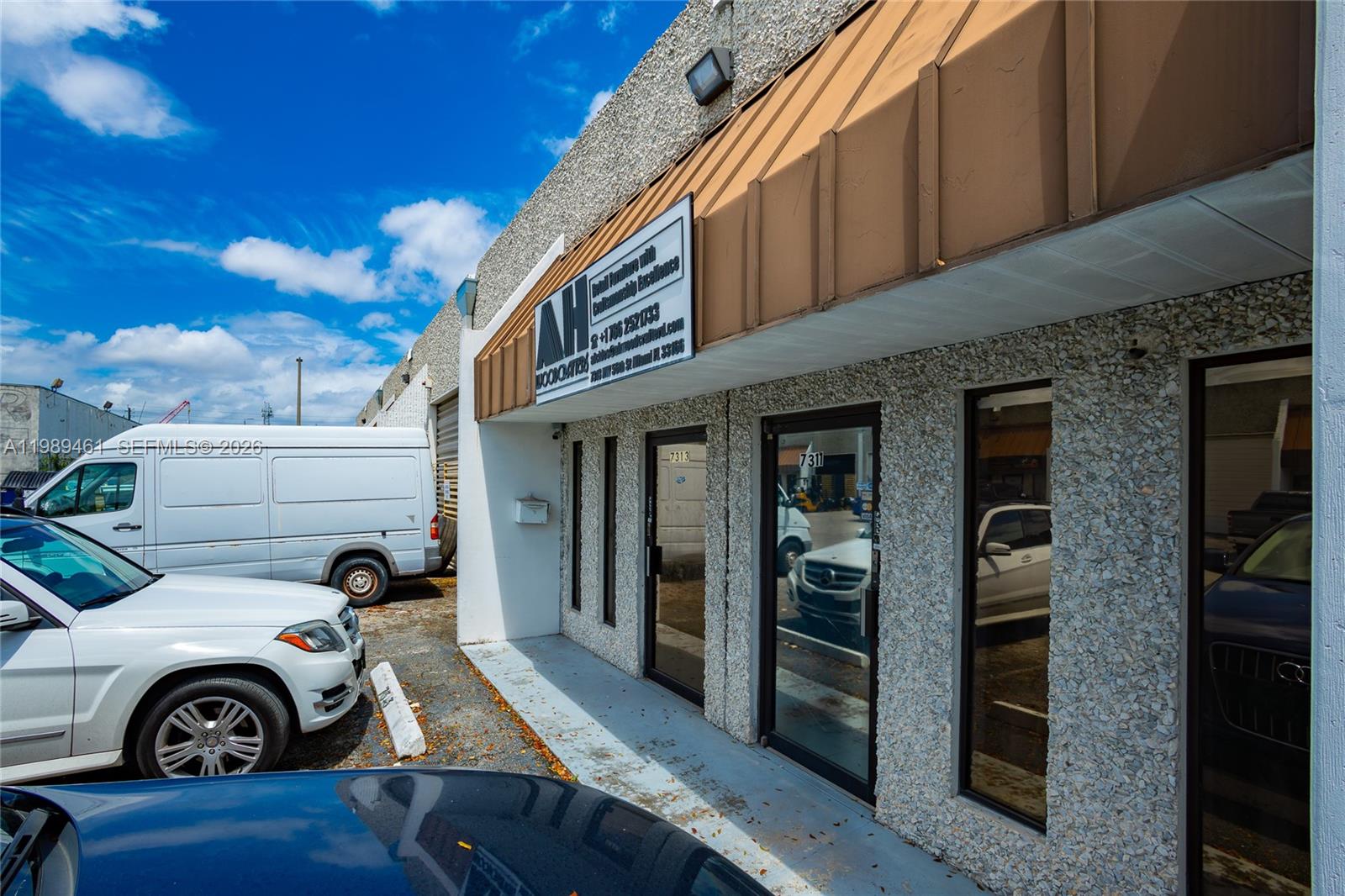 7313  /   sq. ft. $ 2026-03-25 0 Photo