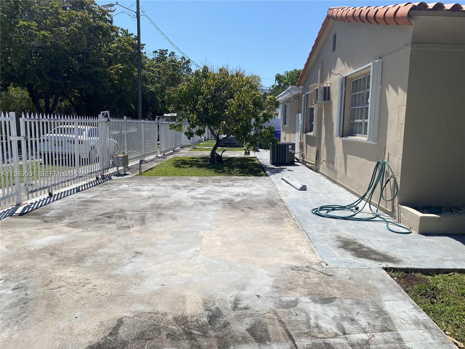   /  3282 sq. ft. $ 2026-03-25 0 Photo