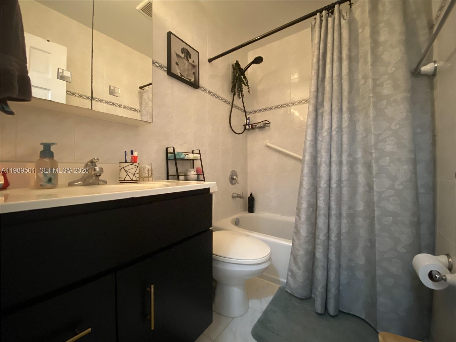   /  3282 sq. ft. $ 2026-03-25 0 Photo